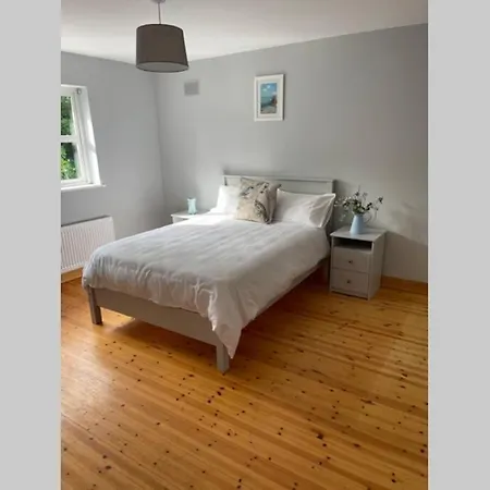 Holiday home Beautiful Four Bedroom Detached House