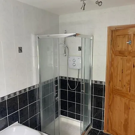 Beautiful Four Bedroom Detached House